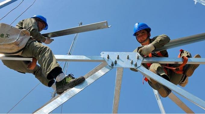 巴東供電加緊組塔 保高鐵建設(shè)用電