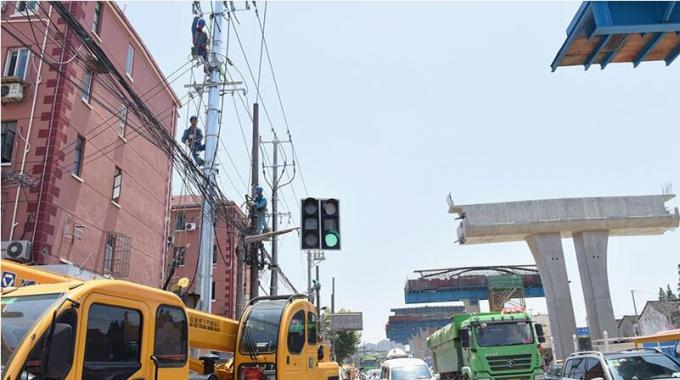 國網上海市南供電公司：高溫天加緊實施市重大工程電力配套工程